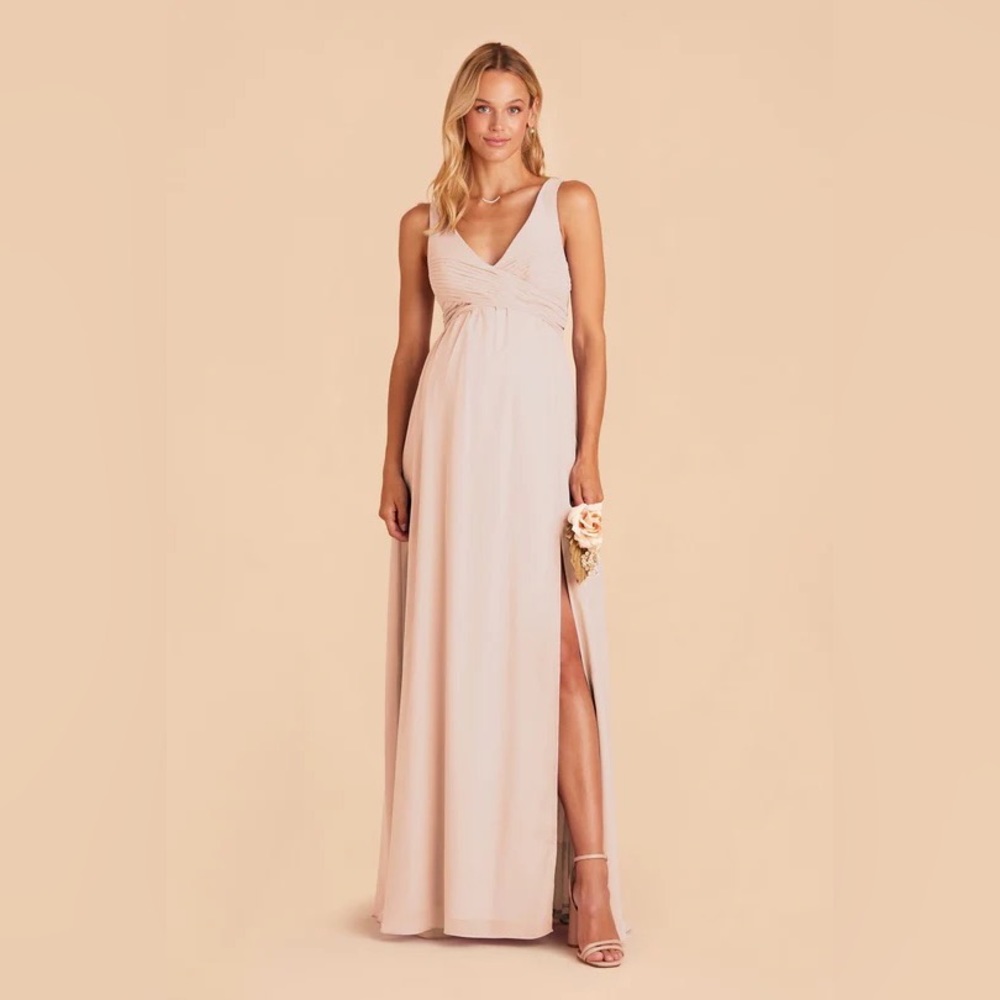 LAURIE EMPIRE DRESS
CHIFFON PALE BLUSH Size Large